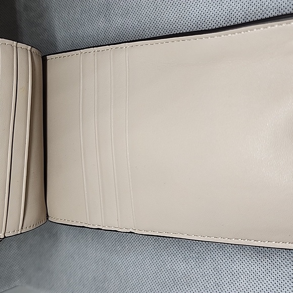 CROSSBODY GLITTER BAG GOLD SPARKLY ✨️ Never Used - Picture 7 of 9